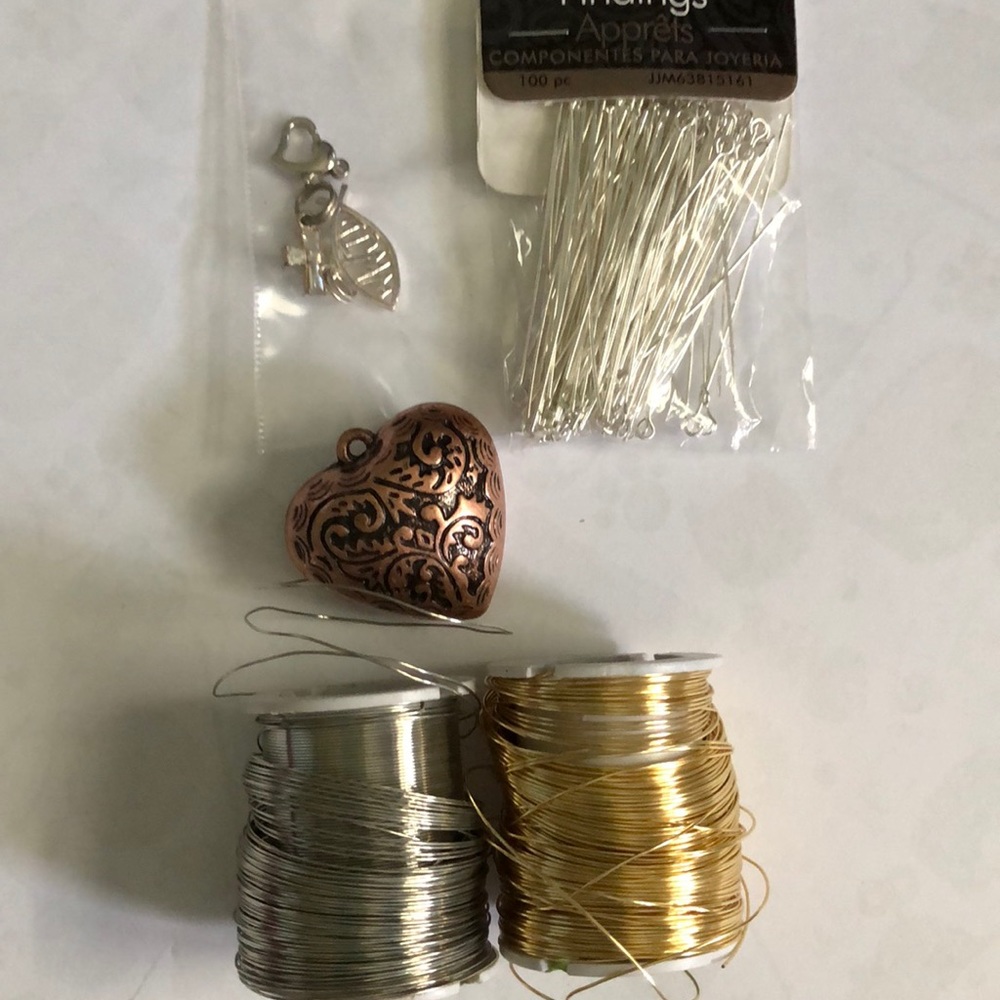 Women’s Jewelry Supplies